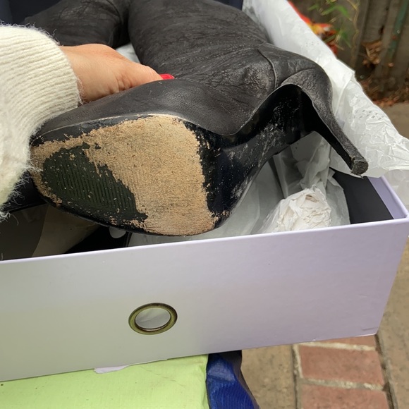 Vera Wang Thora - Picture 6 of 6